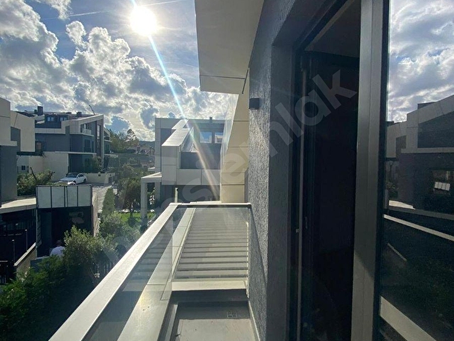 SAM Yeni Sitede Müstakil Bahçeli 5+1 Modern Villa - Görsel 19