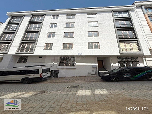 BAHÇEŞEHİRE YAKIN FULL KREDİYE UYGUN SATILIK 2+1 SIFIR DAİRE!!!