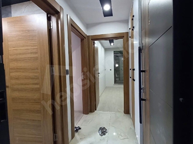 HÜSNÜ KARAKAŞ  MAHALLESİNDE HAVUZLU 1+1 LÜKS DAİRE FIRSATT KAÇMAZZZ - Görsel 4