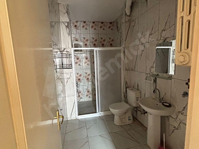 Feritpaşa mah Nalçacı caddesinde  3+1 kiralık daire - Görsel 10