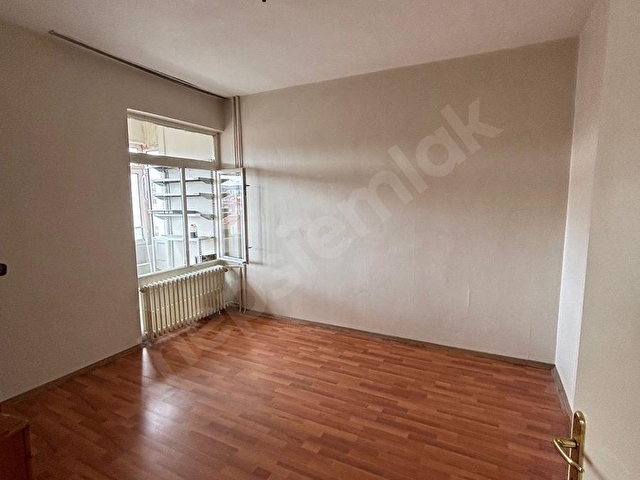 Feritpaşa mah Nalçacı caddesinde  3+1 kiralık daire - Görsel 11