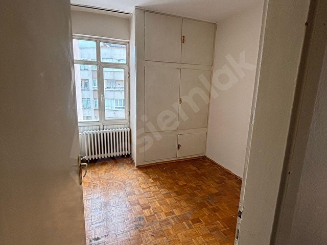 Feritpaşa mah Nalçacı caddesinde  3+1 kiralık daire - Görsel 14