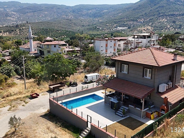 SELÇUK/ACARLAR MAH. MANZARALI HAVUZLU DULEKS VİLLA - Görsel 9