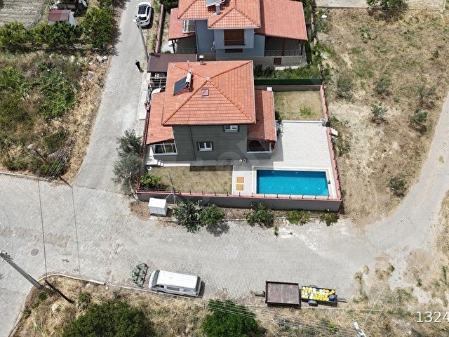SELÇUK/ACARLAR MAH. MANZARALI HAVUZLU DULEKS VİLLA - Görsel 29