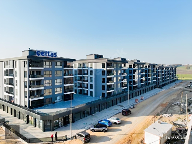 LOOKHAUSE NİLÜFER KAYAPA LOCA 180 SATILIK LÜKS 2+1 DAİRE