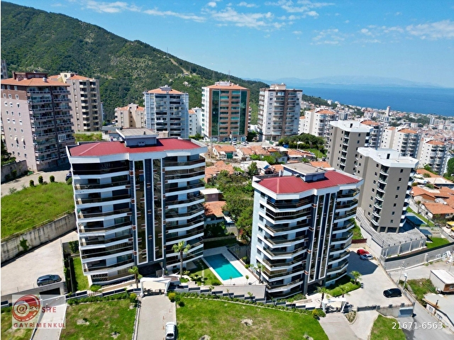 narlıdere de deniz manzaralı çok özel 3+1 daire - Görsel 5