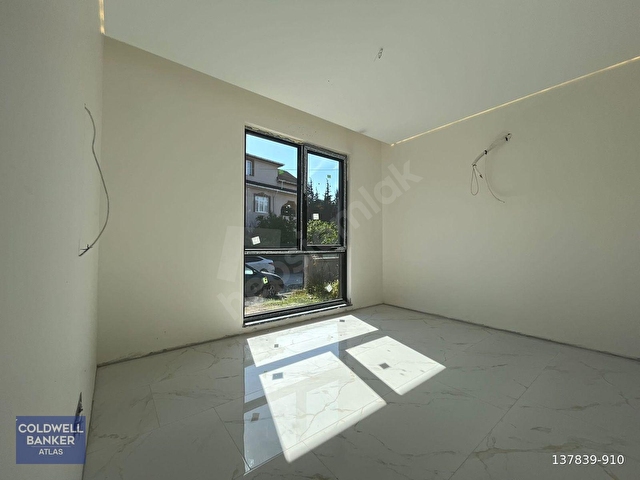 BAŞİSKELEDE 4+1 383 m² ARSA İÇİNDE HAVUZLU SATILIK VİLLA - Görsel 13