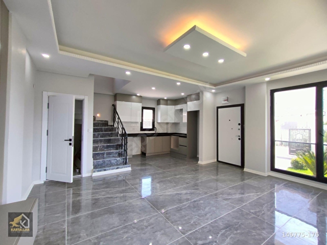 KARTALLARDAN YENİÇİFTLİK MERKEZDE 4+1 BAHÇELİ LÜKS YAZLIK VİLLA - Görsel 15