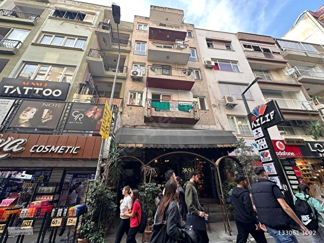 Bornova Küçükpark Satılık 3+1 Daire - Görsel 2