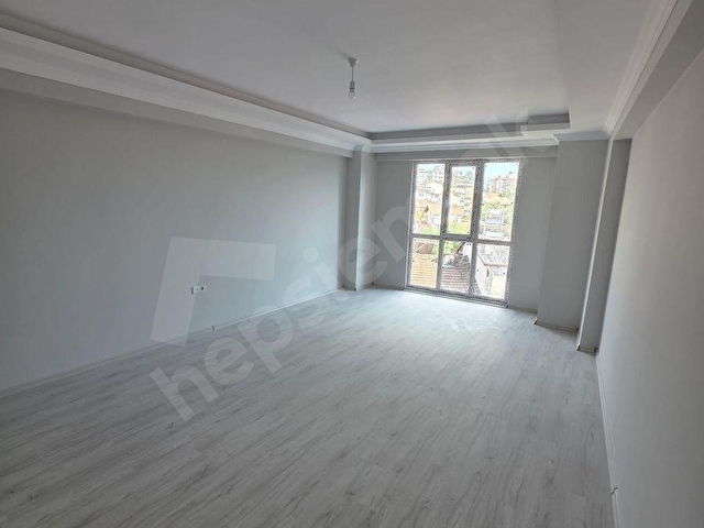 ŞEHRİN MERKEZİNDE BENGİLER CADDESİNDE SIFIR SATILIK 2+1 DİRELER - Görsel 17