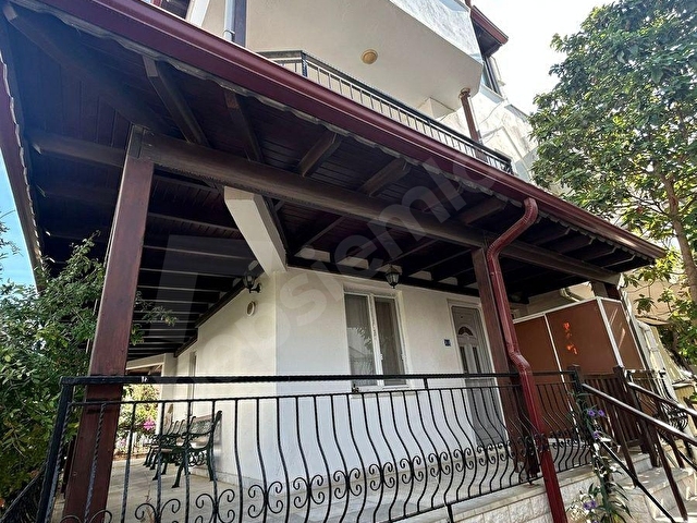 Milas Örende Denize Sıfır Site içinde Satılık Müstakil Ev