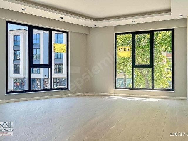 V.CEYLAN GMDEN İSKANLI CADDE ÜZERİNDE 3+ 1 SON DAİRE