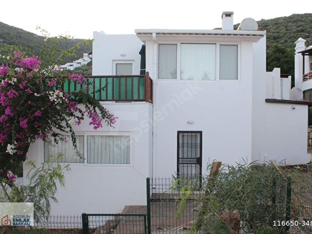 Bodrum Torba Da Denize Yurume Mesafesinde Sezonluk Kiralik Villa 116650 348 Hurriyet Emlak