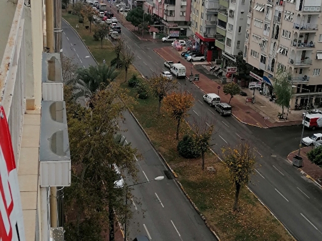 Antalya Muratpasa Dutlubahce Mahallesi Caddede Kiralik 3 1 Daire 3884 1038 Hurriyet Emlak