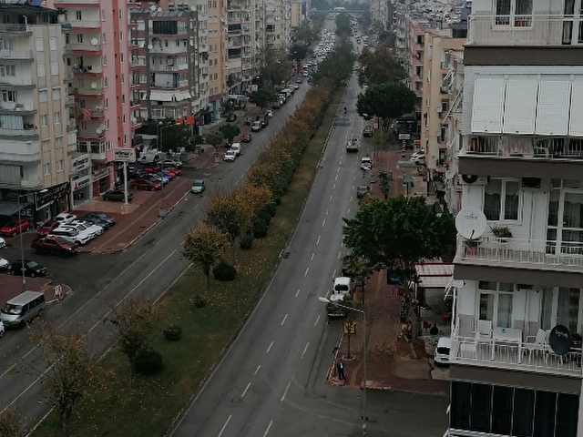 Antalya Muratpasa Dutlubahce Mahallesi Caddede Kiralik 3 1 Daire 3884 1038 Hurriyet Emlak