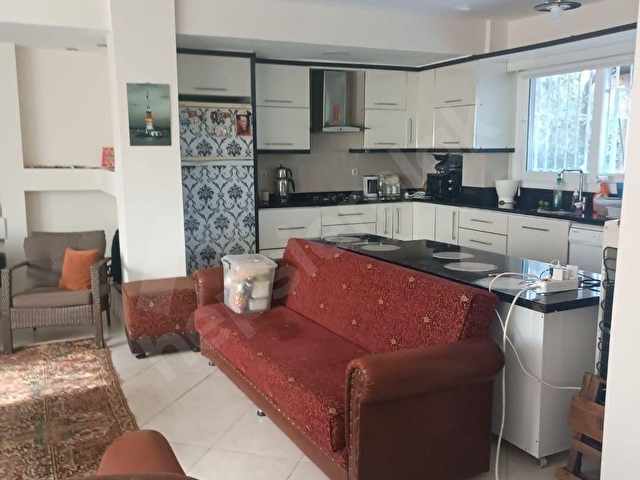 ARSUZDA SİTE İÇERİSİNDE 5+1 KİRALIK TRİPLEX VİLLA - Görsel 8