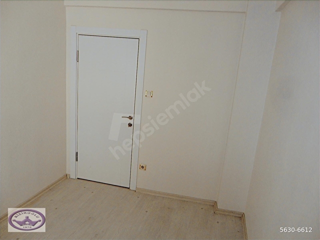 maltepe adatepe sahilde iskanlı balkonlu marmaraya yakın 3+1 - Görsel 22