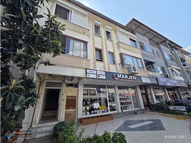 Marmaris Marinaya 100 Metre, Full Eşyalı 4+1 Satılık Fırsat Daire