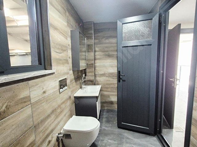 DİLOVASI OSB İÇİ E5 CEPHELİ KİRALIK 1670 M2 FABRİKA - DEPO - Görsel 29