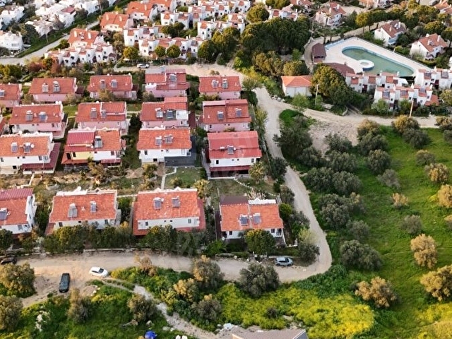 BALIKESİR BURHANİYE PELİTKÖYDE DENİZE 268 M  3 KAT İZİNLİ ARSA - Görsel 4