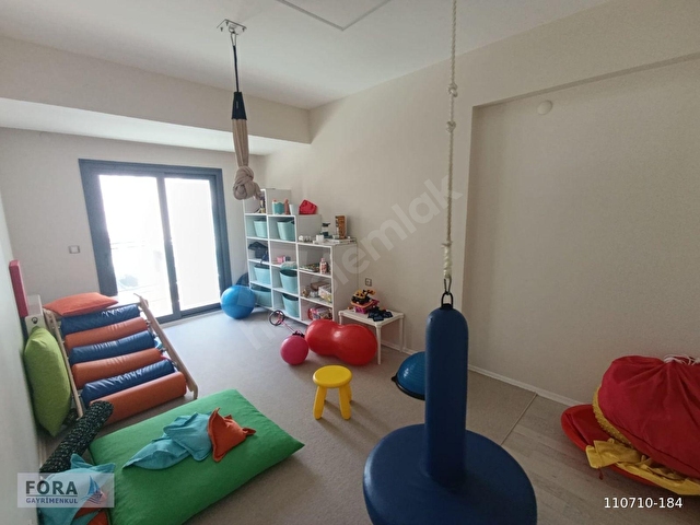 FORADAN GAZİEMİRDE ÇOK GENİŞ VE AYDINLIK 4+1 KİRALIK - Görsel 21