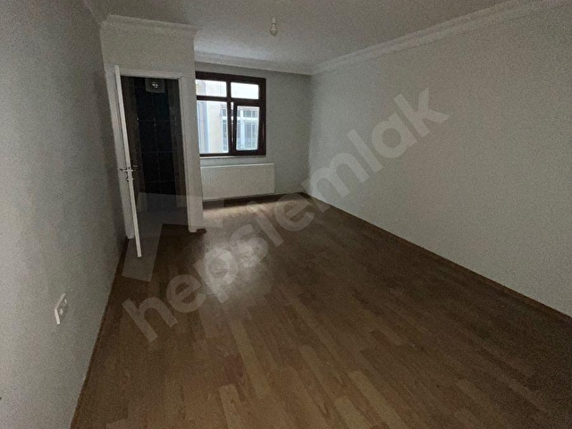 NAZAR EMLAK TAN 3+1 ARA KAT ASANSÖRLÜ TERTEMİZ DAİRE - Görsel 9