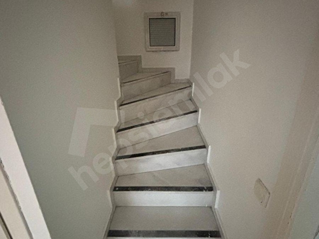 ÖZEL TÜRK KOLEJİ KARŞISI OTOPARKLI DUBLEKS DAİRE - Görsel 6
