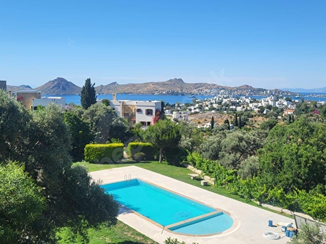 Bodrum Yalıkavak Deniz Havuz Manzaralı Eşyalı 2+1 Ebeveyn Banyolu Kiralık Daire