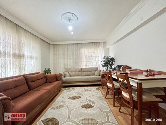 MİSKETTE ANADOLU CADDE ÜZERİ İSKANLI GÜNEY ÖN CEPHE ARA KAT ÇARŞI İÇİ DÜZLÜKTE 2+1 - Görsel 2