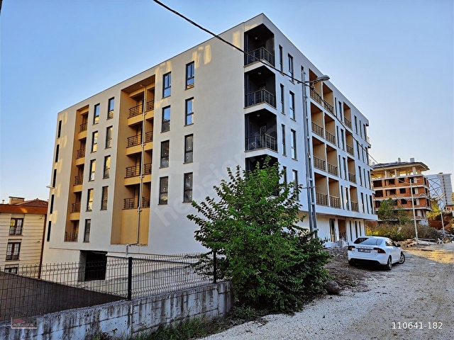 Konuralpde Satılık Ara Kat Daire - Görsel 6