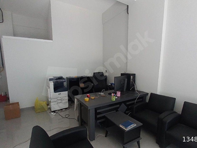 Adapazarı Kalbinde Kiralık Dükkan - Görsel 4