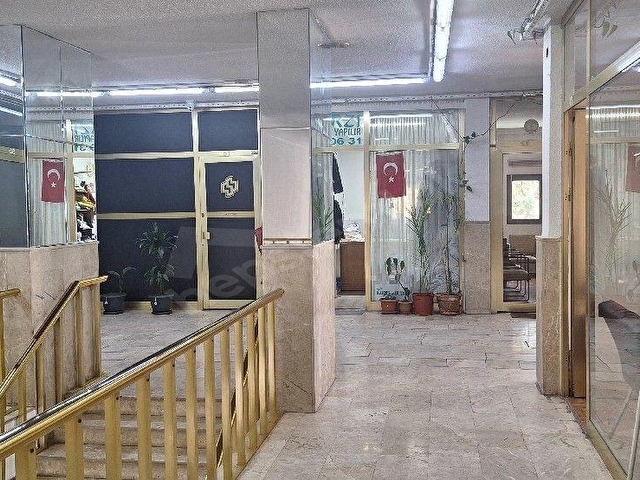 ÇANKAYA TURAN GÜNEŞ BULVARI ARSLANCA İŞ MERKEZİNDE ASMA KATTA BÜRO DÜKKAN - Görsel 3