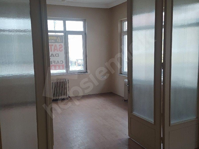 SATILIK 3+1 DAiRE KARAKAŞ MAH ŞEHRİN TAM merkezinde - Görsel 5