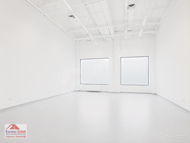 ŞİŞLİ MERKEZDE, HAZIR BÖLMELİ 750 m² DÜZ GİRİŞ KİRALIK İŞYERİ - Görsel 24
