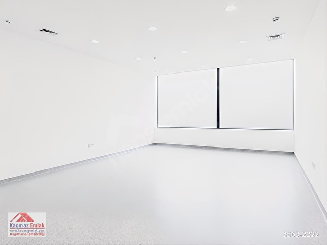 ŞİŞLİ MERKEZDE, HAZIR BÖLMELİ 750 m² DÜZ GİRİŞ KİRALIK İŞYERİ - Görsel 25