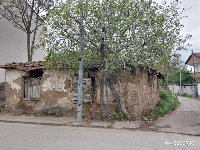 Karaağaç Ortaköy caddesinde satılık arsa