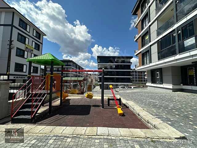 SOĞANCILAR CADDESİNDE HAVUZLU SİTE İÇİNDE SATILIK 2+1 DAİRE - Görsel 21