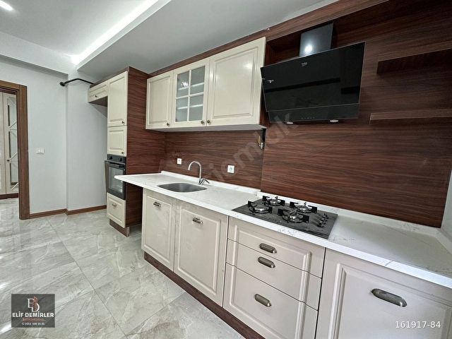 SOĞANCILAR CADDESİNDE HAVUZLU SİTE İÇİNDE SATILIK 2+1 DAİRE