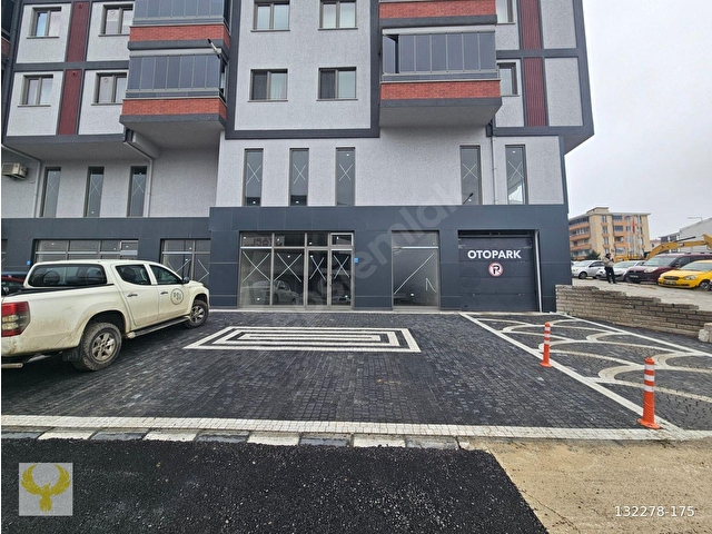100. YIL MAHALLESİNDE KİRALIK 150 M2 CADDE ÜSTÜ KİRALIK DÜKKAN - Görsel 5