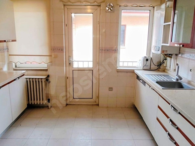 BAHÇELİEVLER DE 5+1 KOMBİLİ 170 m2 DUBLEKS DAİRE - Görsel 24