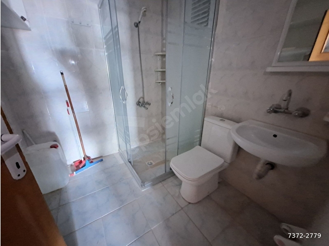 ÇÖZÜM DEN MERKEZDE CADDEYE 2 BİNA MESAFEDE BAĞIMSIZ DAIRE - Görsel 12