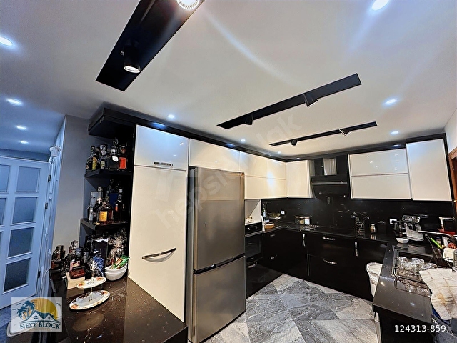 KUŞADASI KADINLAR DENİZİNDE 5 ODA 2 SALON DEV VİLLA - Görsel 14