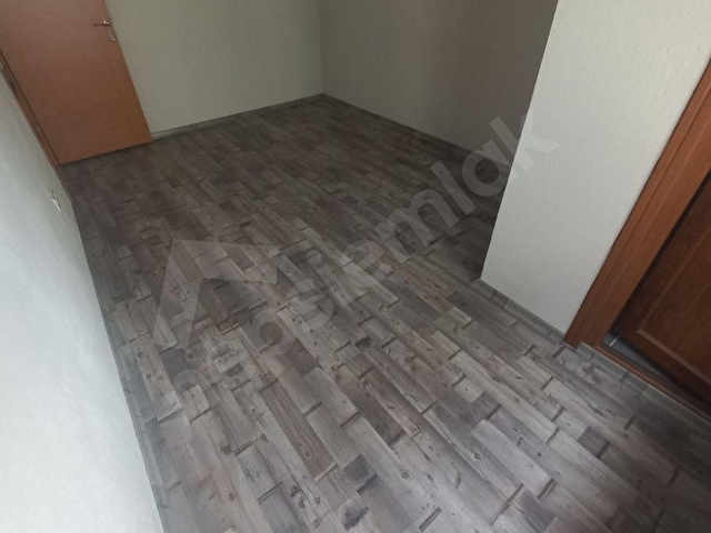 SANCAKTEPE SARIGAZİ MERKEZ İSKANLI SATILIK BOŞ 3+1 ARA KAT DAİRE - Görsel 9