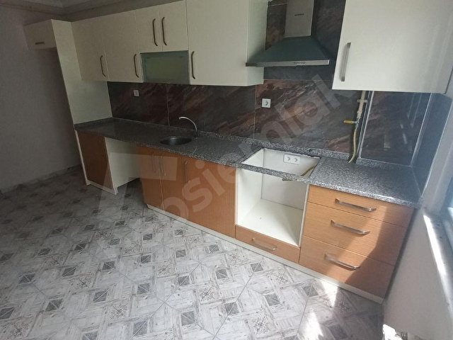 SANCAKTEPE SARIGAZİ MERKEZ İSKANLI SATILIK BOŞ 3+1 ARA KAT DAİRE - Görsel 4