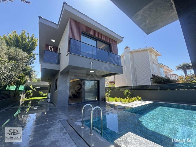Çeşmede plaja 150 m tek müstakil havuzlu villa SALİH DERLİ - Görsel 9