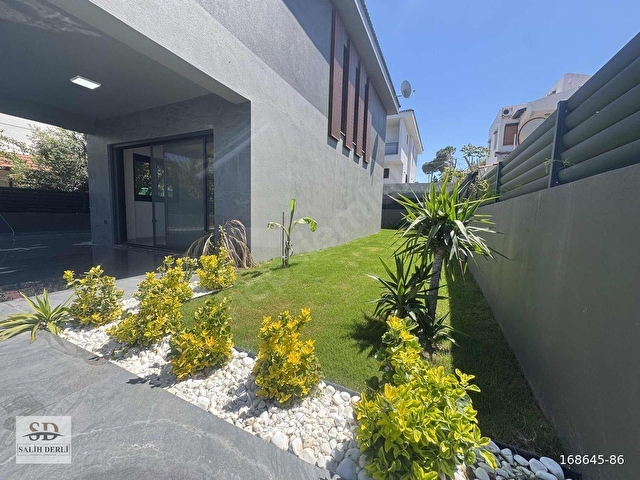 Çeşmede plaja 150 m tek müstakil havuzlu villa SALİH DERLİ - Görsel 6