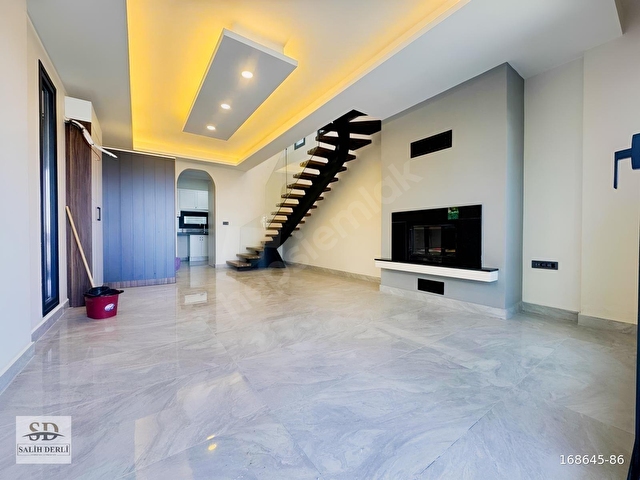 Çeşmede plaja 150 m tek müstakil havuzlu villa SALİH DERLİ - Görsel 5