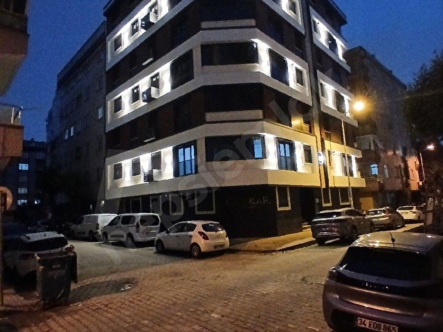Bahçelievler Basın Sitesi Yakını Sıfır 3+1 110 m2 6.Kat K.Otoparklı Satılık Daireler - Görsel 2