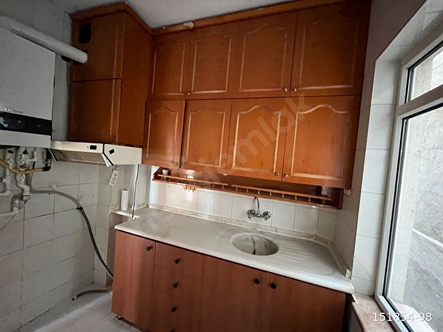 ŞEFKAT MAH. 3+1 GENİŞ FERAH DAİRE - Görsel 4