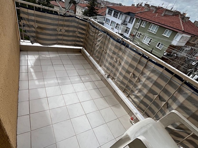 ŞEFKAT MAH. 3+1 GENİŞ FERAH DAİRE - Görsel 18
